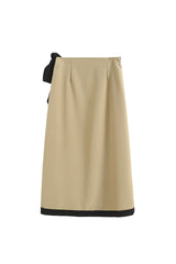 Contrasting TiesTrim Knot Side Midi Skirt